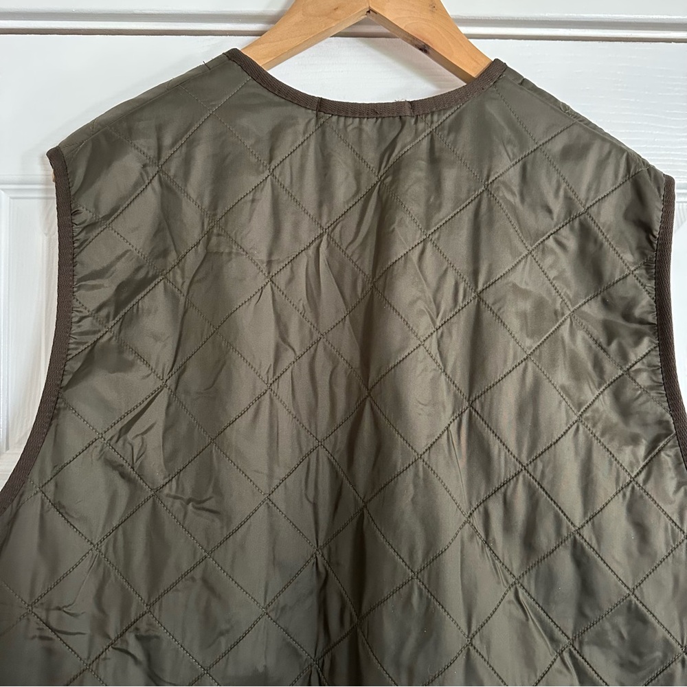 Barbour quilted vest, men’s large - Picture 5 of 9